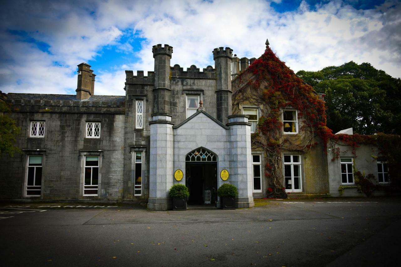 Abbey Hotel 4*